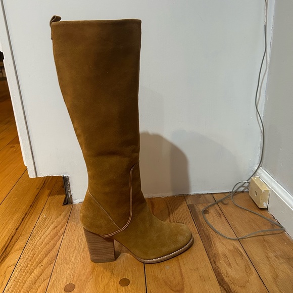 Bill Blass Kneehigh Boot - Buckhorn Size 6.5 - Picture 3 of 11